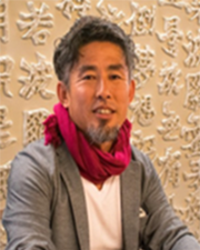 山田　拓