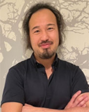山口　翔